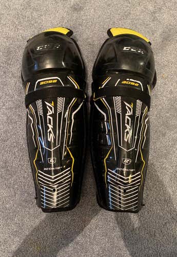 Junior CCM Tacks 3092 Shin Pads
