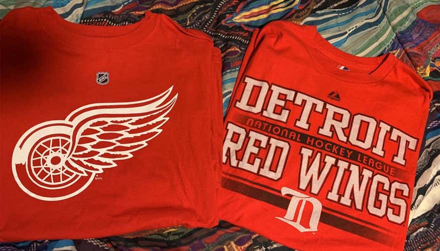 Detroit Red Wings T-Shirt Bundle