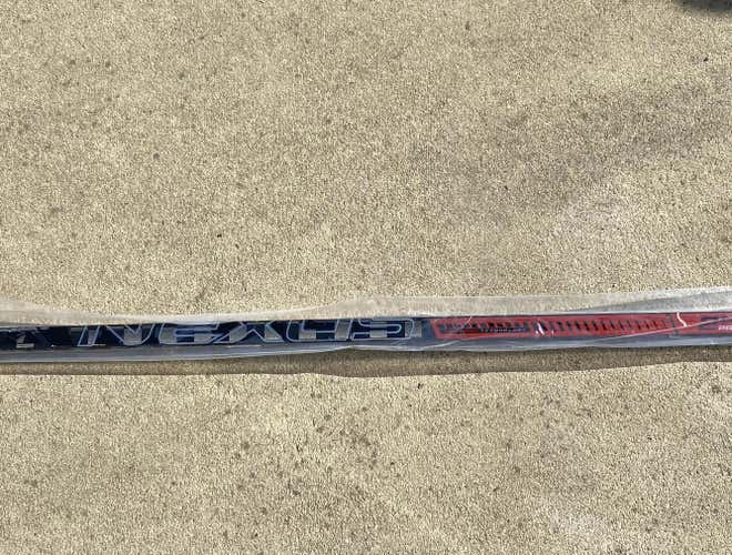 Intermediate Right Handed Nexus 2N Pro Hockey Stick
