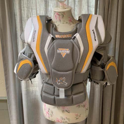 Junior Small Vaughn Ventus LT68 Goalie Chest Protector