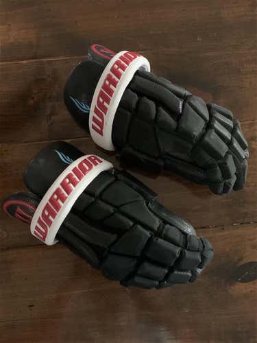 New Hill Academy Warrior Nemesis Goalie Gloves