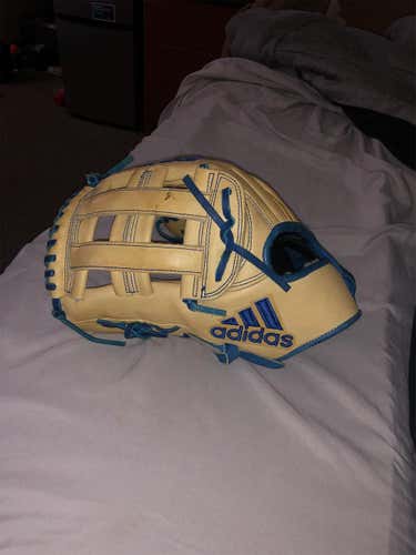 Adidas Eqt Outfield Glove