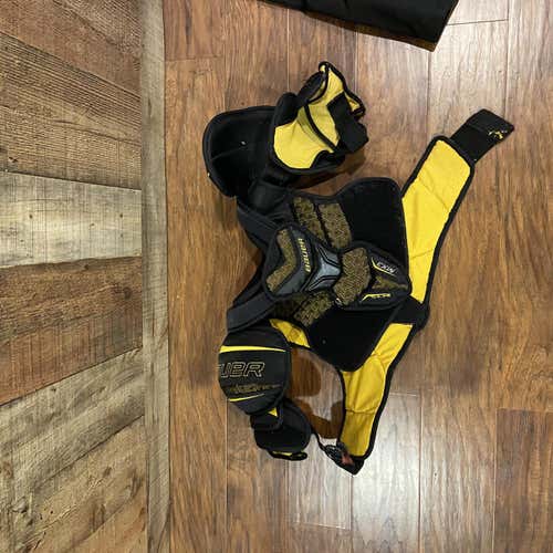 Bauer Supreme TotalOne MX3 Shoulder Pads