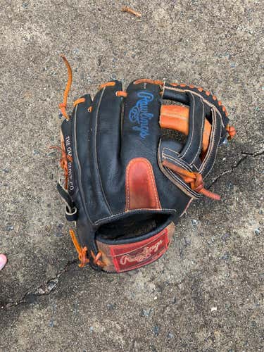 Black High School/College Infield Heart of the Hide 11.75" Baseball Glove