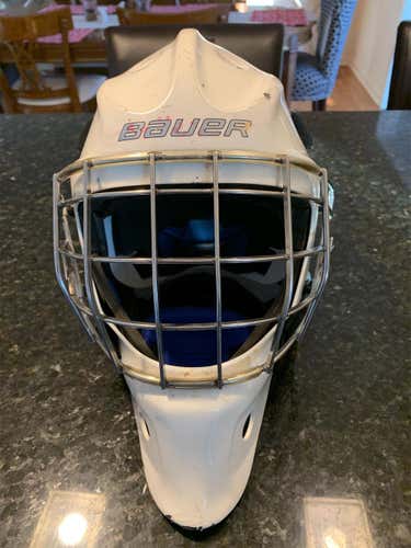 White Senior NME 8 Goalie Mask
