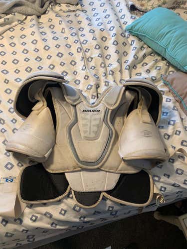 Senior Extra Large Bauer Nexus 600  Shoulder Pads
