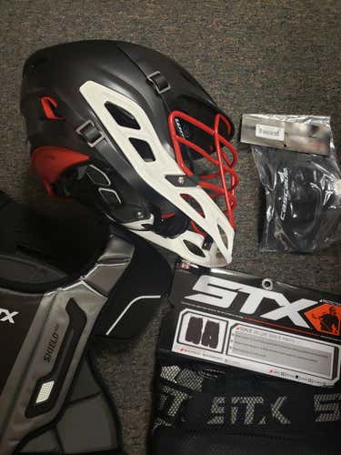 Black New Adult Goalie Warrior Burn Helmet