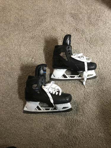 Used Senior True Goalie Skates Pro Stock Size 9.5