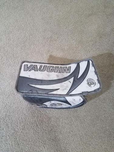 White Used Senior Vaughn Regular 7500 Velocity 3