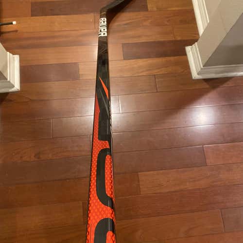 Senior Right Handed Vapor FlyLite Hockey Stick