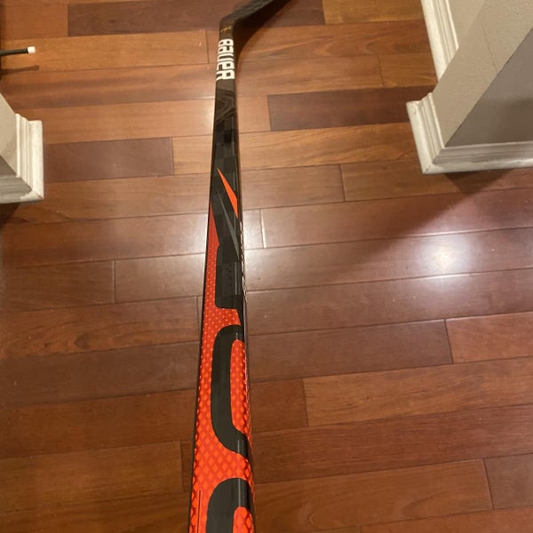 Senior Right Handed Vapor FlyLite Hockey Stick
