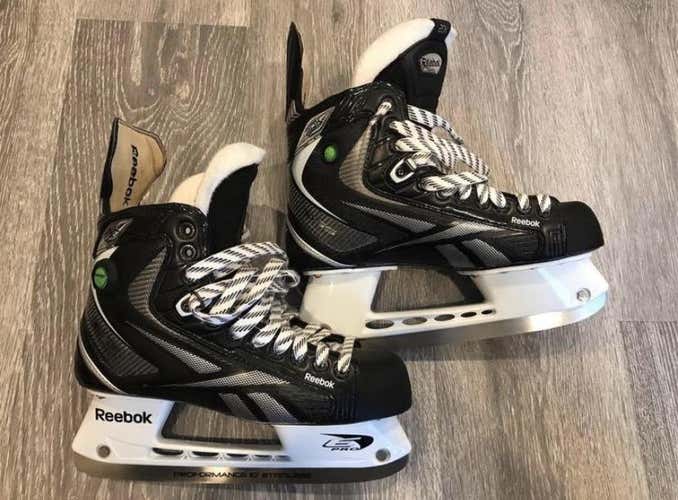 Senior Reebok 20k D&R (Regular)  Size 8 Hockey Skates