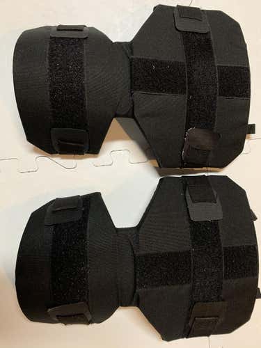 Eco foam pro knee and thigh pads . Used a few times