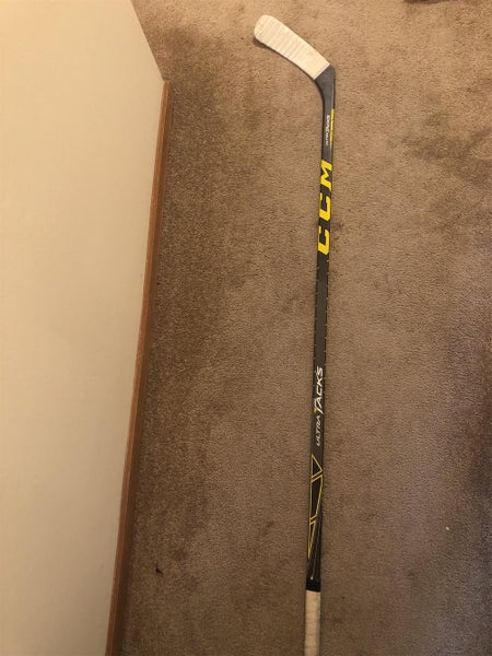 Senior Left Handed Ultra Tacks Heel Hockey Stick