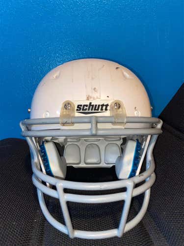 Used Youth  Schutt Helmet