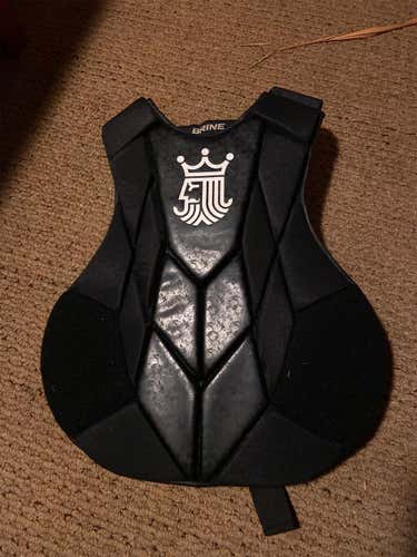 Black  One Size Fits All Brine King Chest Protector