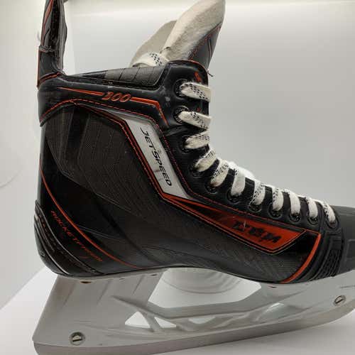 Senior CCM JetSpeed 300 EE (Extra Wide) Size 9 Hockey Skates