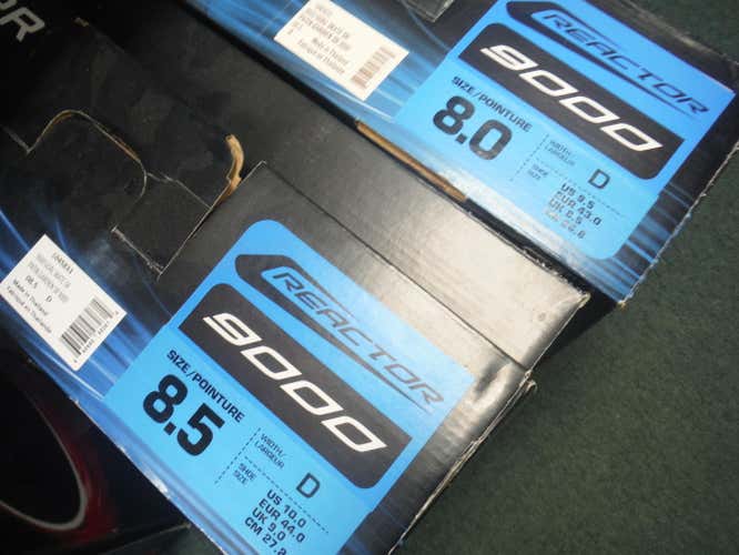 New Senior Bauer Reactor 9000 Goalie Skates Regular (D) width