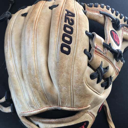 High School/College Infield A2000 1786 11.5" Baseball Glove (NO TRADES)