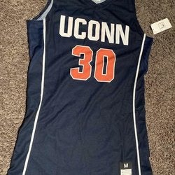 New Nike Elite women’s UCONN Huskies basketball Jersey