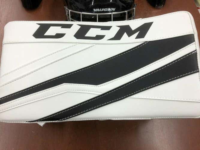 CCM Extreme Flex 3.9 Goalie Blocker INT REG Hand White/Black NEW