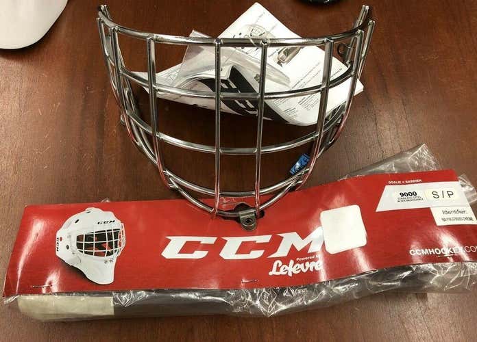 CCM 9000 Goalie Certified Straight Bar Cage SR Small Chrome