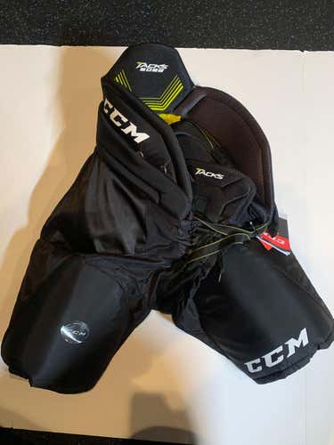New Senior Medium CCM Tacks 5092 Hockey Pants