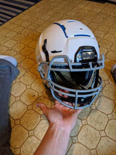Medium Schutt F7 Helmet