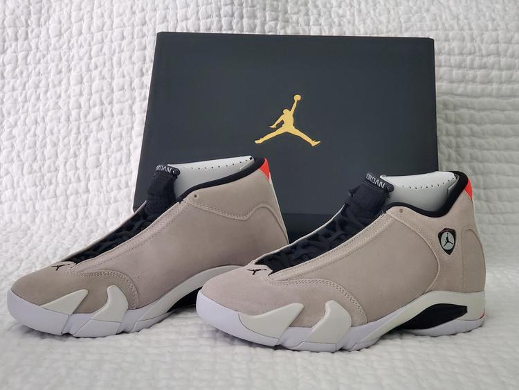 desert 14s