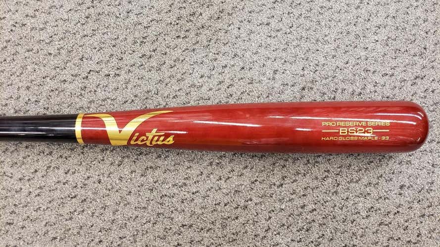 New Victus Wood Bat (-3) 33"