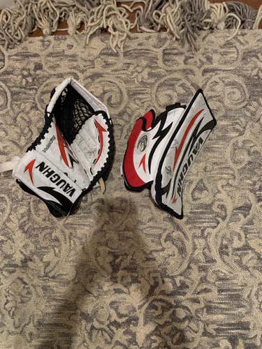 White Junior Regular Velocity 7100