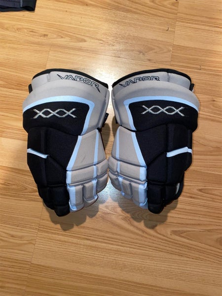Black Used Bauer Vapor XXX 14" Pro Stock Gloves