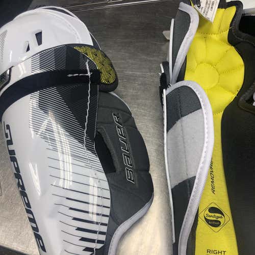 New Bauer Supreme 170  Shin Pads