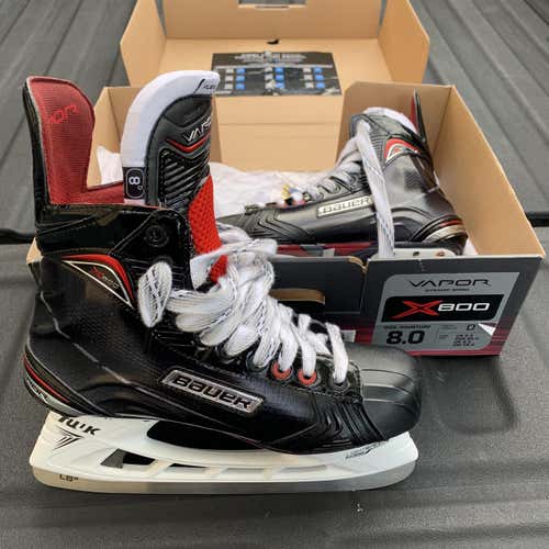 New Bauer Vapor X800 D&R (Regular) Size 8 Hockey Skates