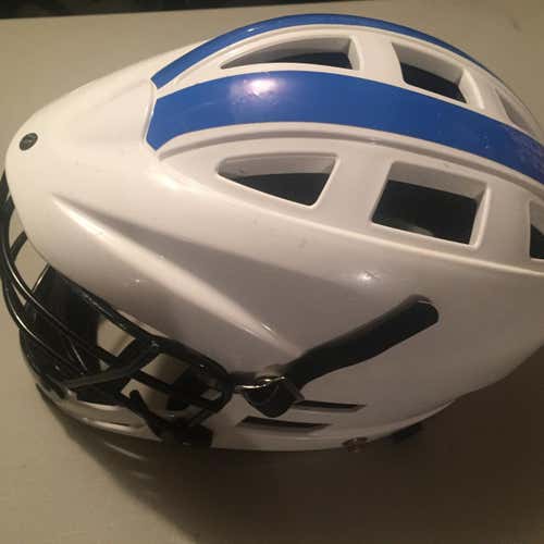 White Used Player Cascade Lacrosse Helmet With Blue Stripes