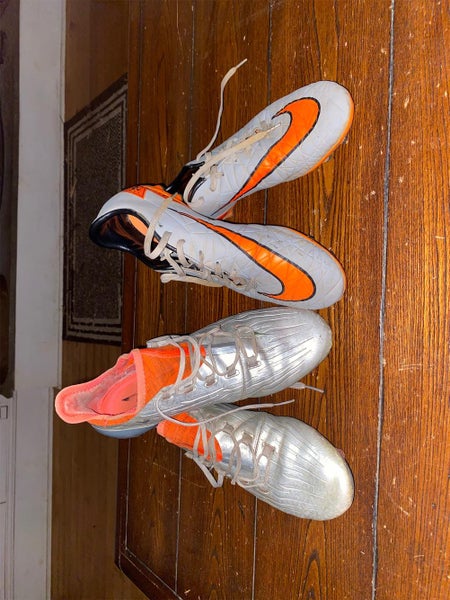 Men's 9.0 (Women's 10) Adidas Cleats