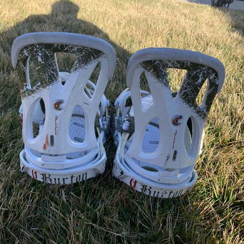 Used Large Burton Cartel Snowboard Bindings