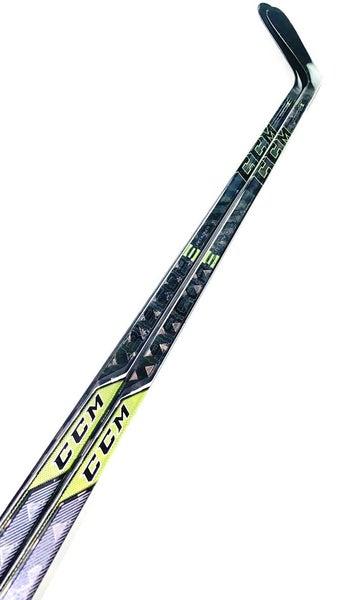 John Tavares' 2 pack CCM Reckoner LH 95 Flex P15 61"