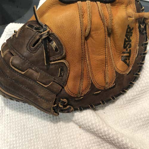 Used Right Handed Cm1010bt  Baseball Glove