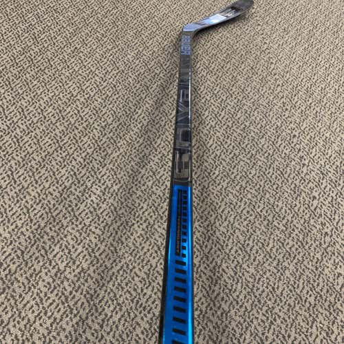 New Right Handed Nexus 2N Pro Heel Hockey Stick