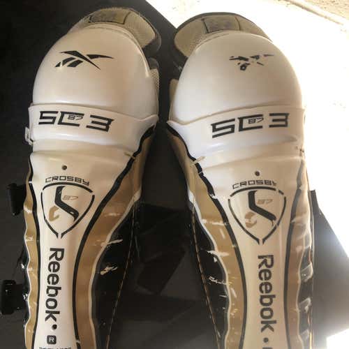 Used Reebok SC3  Shin Pads