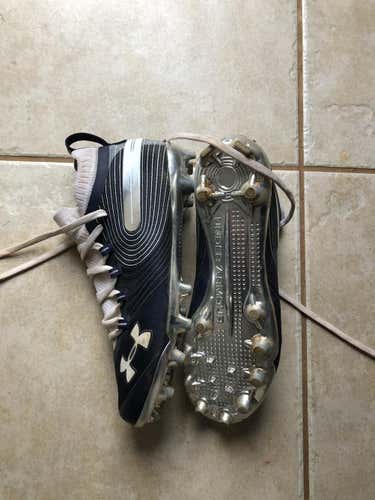 Navy Under Armour Football Cleats size 9.5 - Spotlight MC (slightly used)