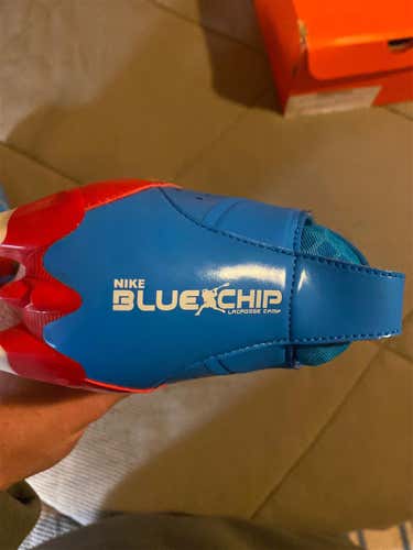 NEW **Nike Bluechip** Limited Edition Huarache 3 Cleats Sz. 11.5