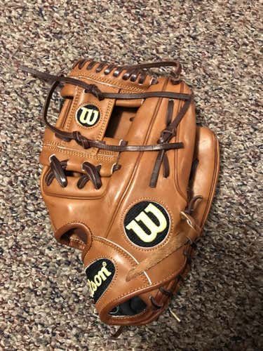 Brown New Wilson Right Handed Baseball Glove 11.5"