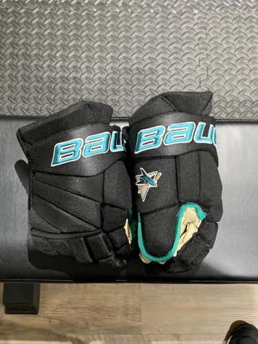 Black Senior Bauer Vapor Pro Team 14" Pro Stock Gloves