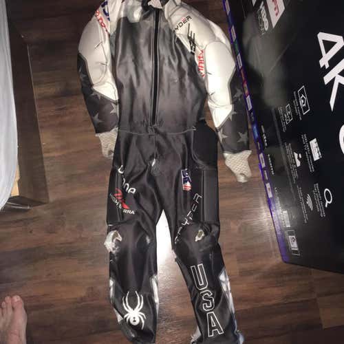 Official 2019 US Ski Team GS Race Suit