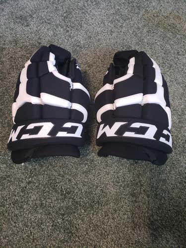 Used CCM C200 Gloves 12"
