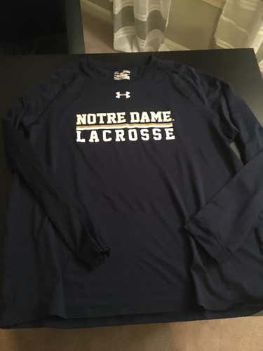 Noted Dame Extra Large Under Armour Shirt