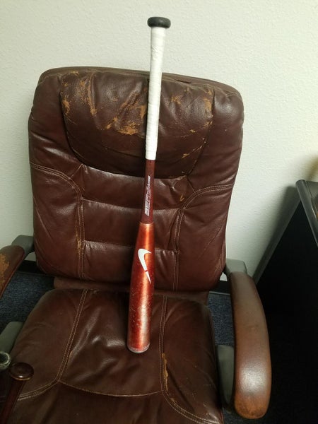RARE NIKE AERO FUSE CHERRY BOMB 33/30 BESR CERT BAT