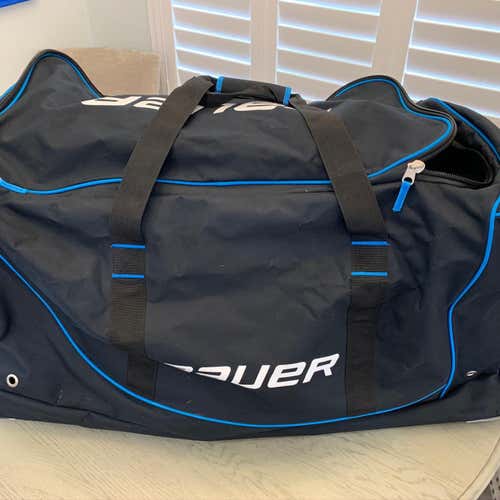 Bauer Wheeled Hockey Bag
